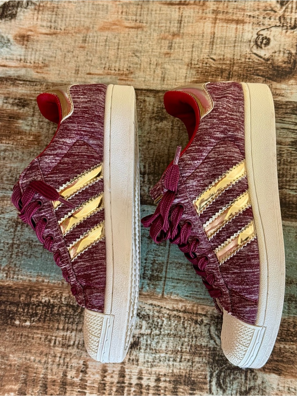 Women’s Adidas Shoes | #U15 - Picture 4 of 14